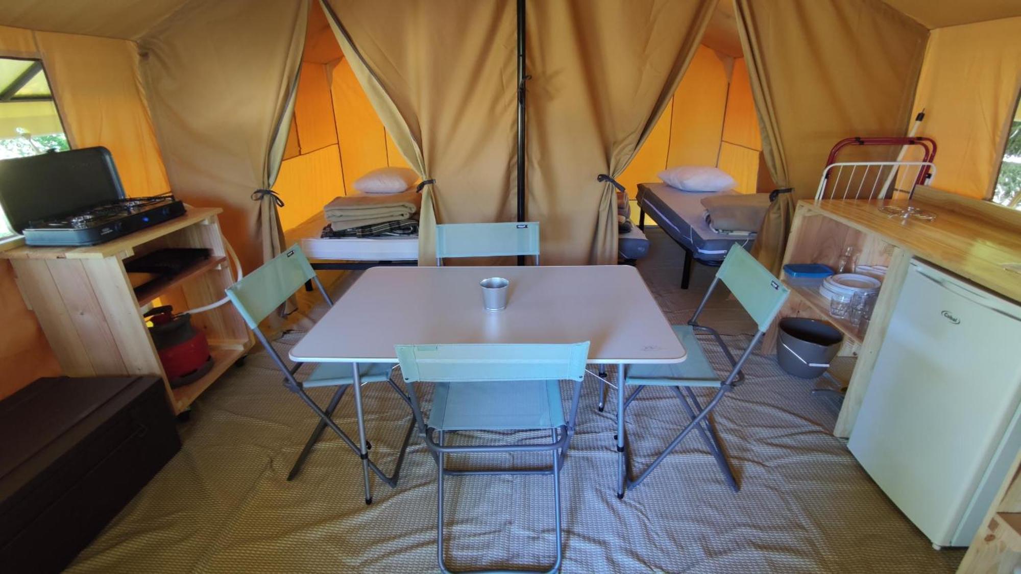Camping Onlycamp Les Pins Nancay Exteriér fotografie