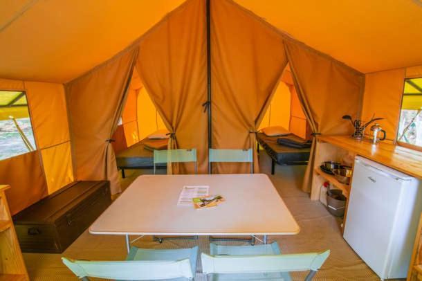 Camping Onlycamp Les Pins Nancay Exteriér fotografie